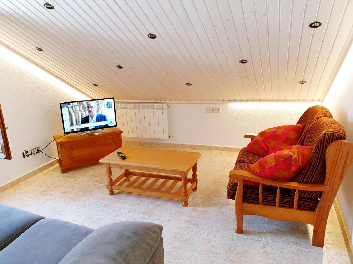 Apartamentos Casa Patro Tramacastilla de Tena Zewnętrze zdjęcie