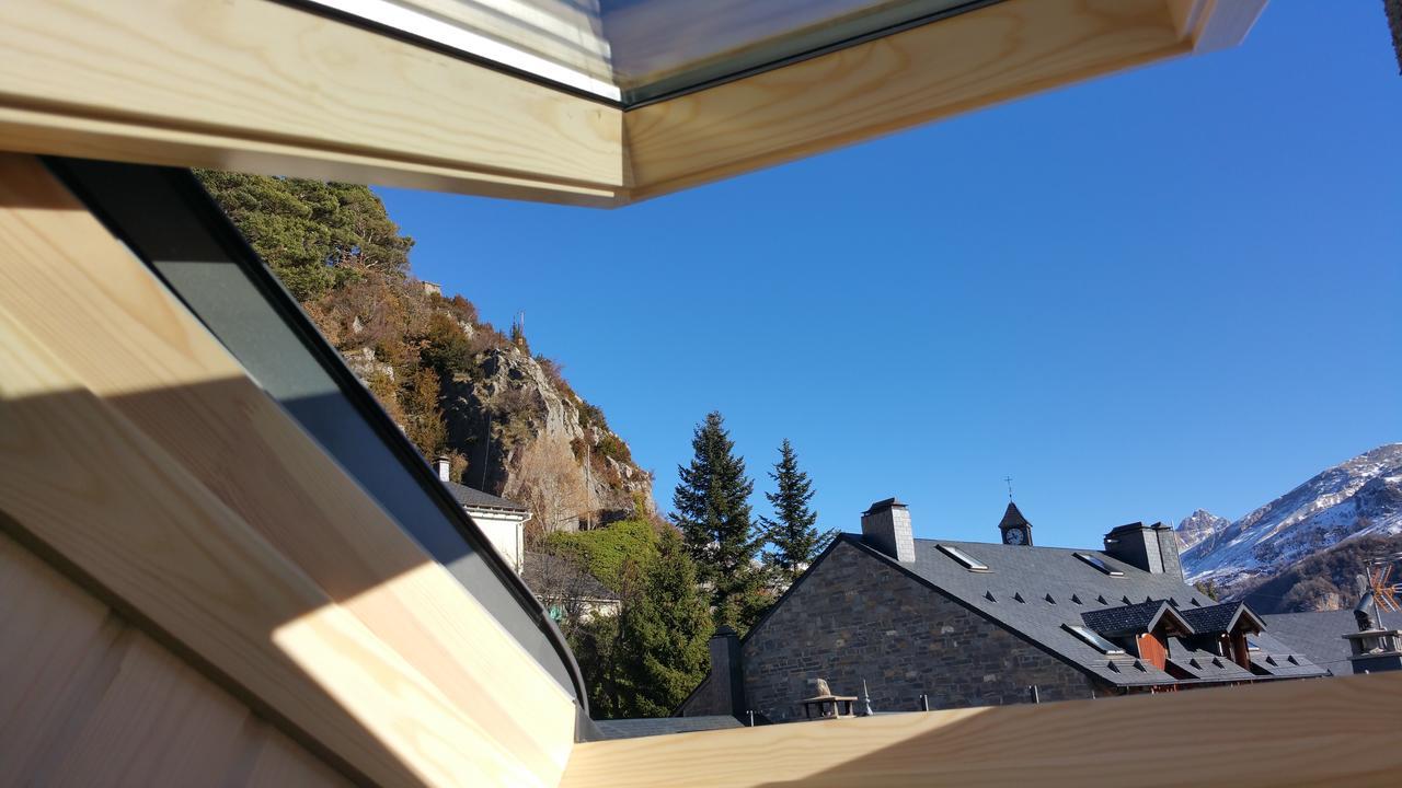 Apartamentos Casa Patro Tramacastilla de Tena Zewnętrze zdjęcie